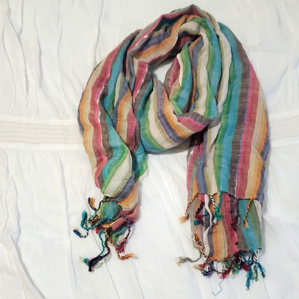 Saks Fifth Avenue Blue Label Scarf